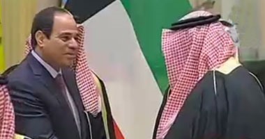 انتهاء المباحثات بين الرئيس السيسى والأمير صباح الأحمد بقمة الكويت