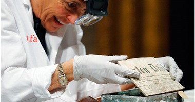 التليجراف: فتح أقدم "كبسولة زمن" فى تاريخ أمريكا عمرها 220 عاما