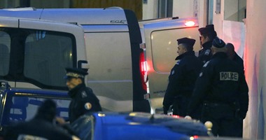 الشرطة الفرنسية تعتقل شخصًا هدد رجال أمن مستشفى بالقتل بـ"مفك"
