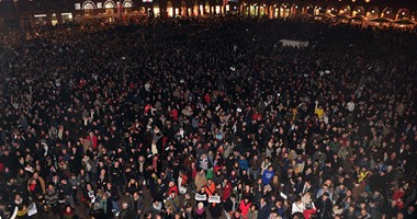 بالصور.. آلاف الفرنسيين يتظاهرون تنديدا بالهجوم على مجلة "تشارلى إبدو"