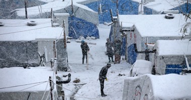 وفاة 11 مواطن سورى بينهم أطفال بسبب برد المخيمات