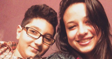 وفاء عامر تنشر صورة لابنها وصديقته عبر انستجرام
