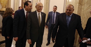 سامح سيف اليزل يصل مجلس النواب‎ لحضور الجلسة الإجرائية الثانية