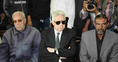 بالصور.. مرتضى منصور يغادر الجلسة الافتتاحية لمجلس النواب من أجل جنازة حمادة إمام