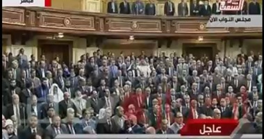 رئيس مجلس النواب يُطالب أعضاء البرلمان بالوقوف حداداً على أرواح الشهداء