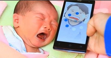 بالفيديو.. تطبيق جديد على الهواتف الذكية يترجم بكاء طفلك الرضيع