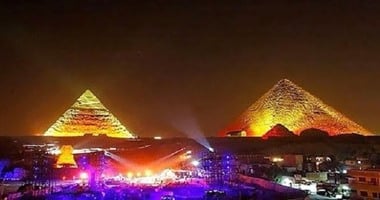 الوفود المشاركة فى بطولة مصر الدولية للريشة الطائر تزور الأهرامات