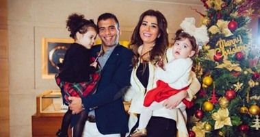 عماد متعب ويارا نعوم يحتفلان برأس السنة مع ابنتيهما تمارا وسيلين
