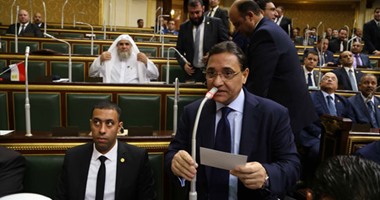 عبد الرحيم على يتبرع براتب سنة من مجلس النواب لصالح صندوق تحيا مصر