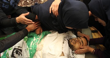 بالصور.. تشييع جثامين خمسة فلسطينيين بقطاع غزة قتلتهم القوات الإسرائيلية