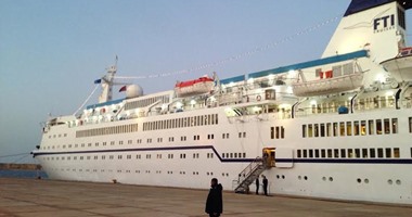 ميناء السخنة يستقبل غدا AMERALD AZZURRA وعلى متنها 80 سائحا و 70 فردا