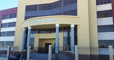 بالصور.. رئيس مدينة سفاجا يتفقد مجمع المحاكم استعدادا لافتتاحه 22يناير