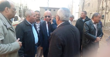 نائب محافظ القاهرة يتفقد أعمال التطوير بحى السلام أول 