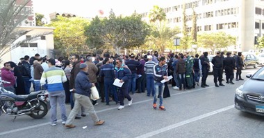 تجمهر مواطنين للمطالبة بوحدات سكنية فى الإسماعيلية الجديدة