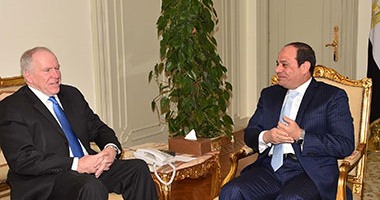 صحيفة إسبانية: زيارة رئيس CIA تأكيد لرغبة واشنطن استعادة العلاقات مع مصر