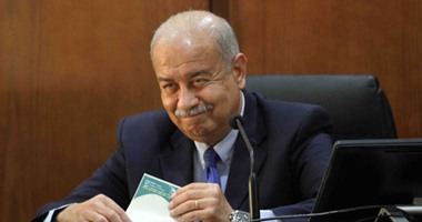 رئيس الوزراء يتابع مع وزير النقل تداعيات حادث انقلاب قطار بنى سويف
