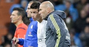 بالفيديو.. الإحماء يتسبب فى أزمة بين زيدان ورودريجيز أمام خيخون