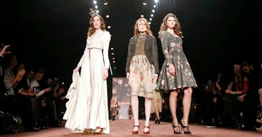 مجموعة أزياء بنكهة بريطانية خالصة فى افتتاح أسبوع الموضة ببرلين