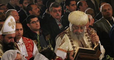 البابا تواضروس الثانى يترأس قداس عيد الغطاس بالكاتدرائية المرقسية بالإسكندرية