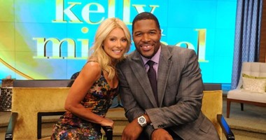 تجديد تعاقد برنامج "Live with Kelly and Michael" حتى عام 2019