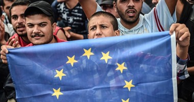 أزمة اللاجئين شبح يهدد بانفراط العقد الأوروبى