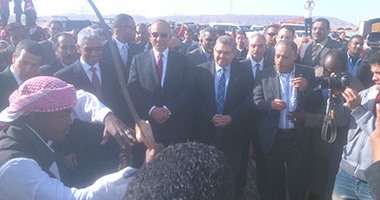 وزير التعليم العالى يضع حجر الأساس لفرع جامعة جنوب الوادى بالبحر الأحمر