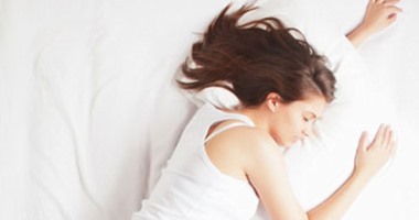 للمرأة العاملة.. النوم أقل من 8 ساعات يضعف المناعة والجهاز التنفسى