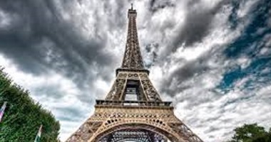 فرنسا تخسر 1.3 مليار يورو من دخل السياحة فى 2016 بسبب العمليات الإرهابية
