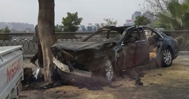 ننشر الصور الأولى لسيارة رجل الأعمال محمد الرواس بعد وفاته فى حادث الكورنيش