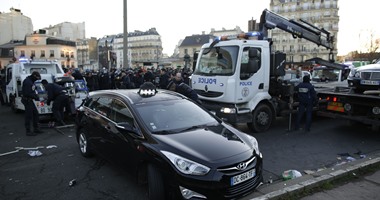 بالصور.. سائقو سيارات الأجرة فى فرنسا ينهون إضرابهم بعد وعود حكومية