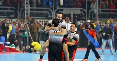 وزير الشباب والرياضة يهنئ المصريين بالفوز ببطولة إفريقيا لليد