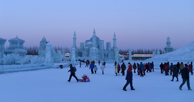 الصين تستعد لافتتاح مهرجان الثلج السنوى