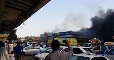 بالفيديو والصور .. حريق هائل بعدد من المحلات التجارية بسوق الأمير متعب فى جدة