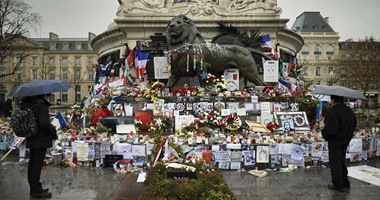 بالصور.. الفرنسييون يحيون الذكرى الأولى لضحايا شارلى إيبدو