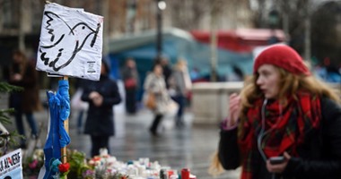 الفرنسييون يحيون الذكرى الأولى لضحايا شارلى إيبدو