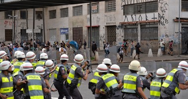 بالصور.. اشتباكات فى البرازيل بعد رفع أسعار أجرة المواصلات العامة