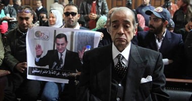 وصول فريد الديب لحضور الحكم فى طعن مبارك ونجليه بالقصور الرئاسية