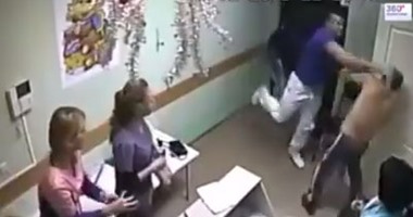 بالفيديو.. طبيب روسى يقتل مريضًا بالضربة القاضية لتحرشه بإحدى الممرضات
