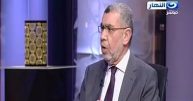 أحمد العزبى: مرسى طلب من الروينى انضمام الإخوان للجيش.. فرد: "مش هيحصل"