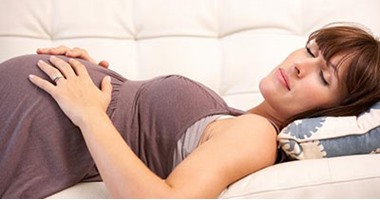 5 خطوات مهمة تجنبك مخاطر الحمل والولادة