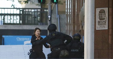 الشرطة الأسترالية تحرر رهائن مقهى سيدنى بعد 20 ساعة احتجاز