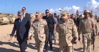 بالفيديو..وزير الدفاع:"مش هنسيب الإرهابيين يدخلوا الجحور وهنطلعهم منها"