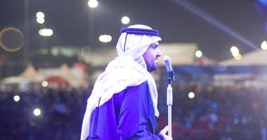 بالصور.. الجسمى يحتفل بعيد البحرين الوطنى بحضور 40 ألف متفرج