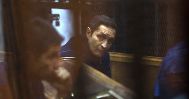بدء جلسة محاكمة جمال وعلاء مبارك و7 آخرين بتهمة التلاعب فى البورصة
