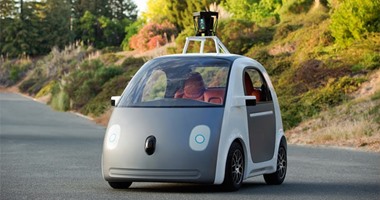 جوجل تبحث عن شريك يصنع سيارتها ذاتية القيادة الجديدة