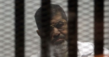 بدء محاكمة مرسى و14 قياديا إخوانيا فى أحداث قصر الاتحادية