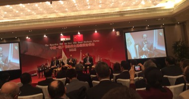 بدء لقاء الرئيس بأعضاء مجلس الأعمال المصرى الصينى