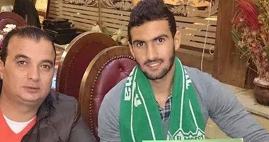 محمد عواد يوقع للمصرى رسميًا 6 أشهر