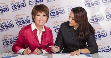 كواليس توقيع نجوى إبراهيم برنامجها الجديد "بيت العز" على "نجوم إف إم"