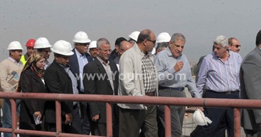 إبراهيم محلب يختتم زيارته لسوهاج